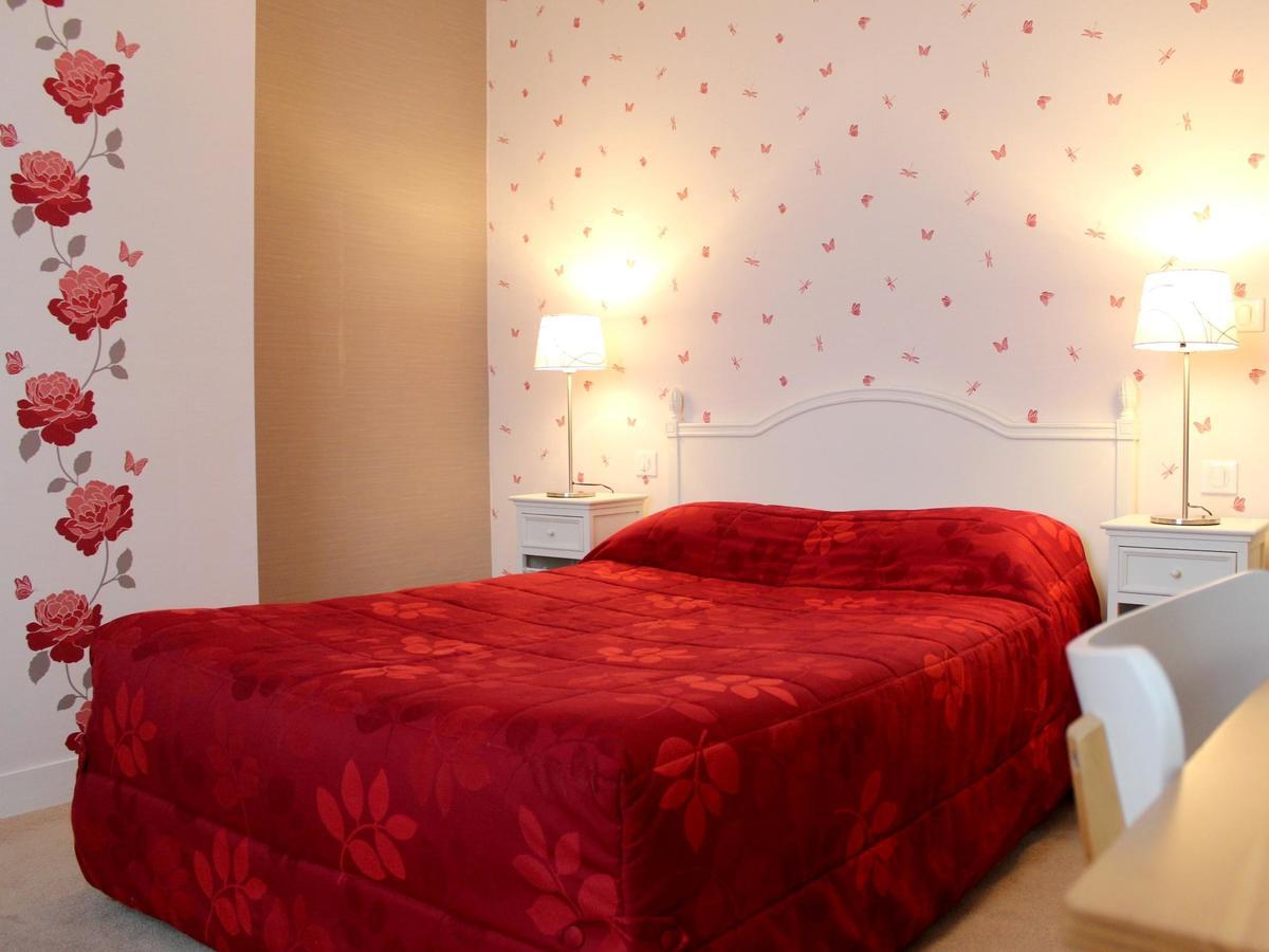 Hotel Les Aubepines Illiers-Combray Екстериор снимка