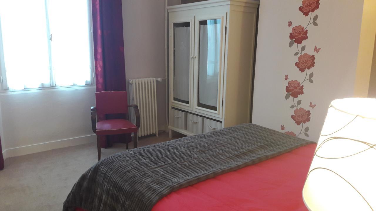 Hotel Les Aubepines Illiers-Combray Екстериор снимка