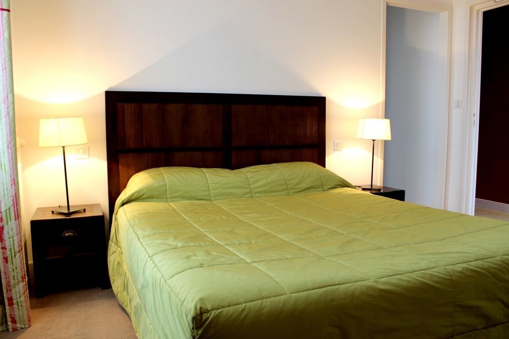 Hotel Les Aubepines Illiers-Combray Екстериор снимка